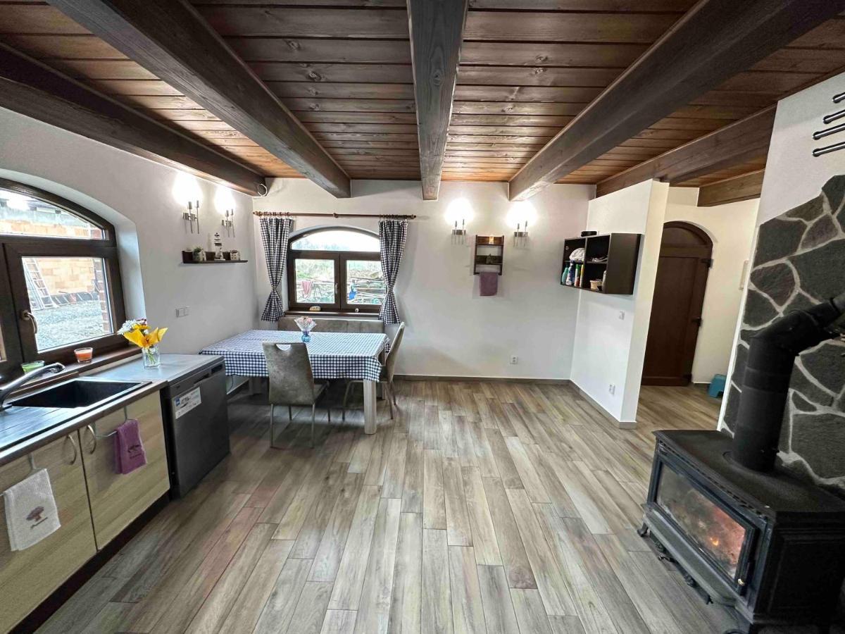 Penzion - Apartman Prestavlky Tršice Exteriör bild